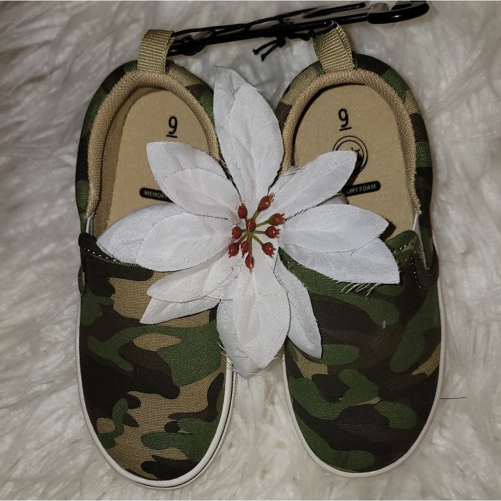 🆕️👟Wonder Nation Toddler Camouflage Print Sneaker, Sz 9
